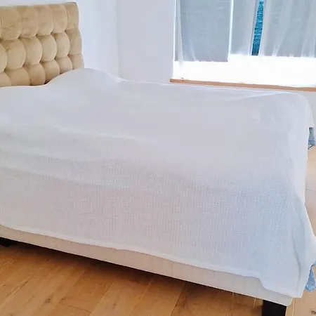 Pineview Lempes וילה *