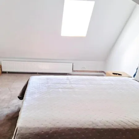 Pineview Lempes וילה